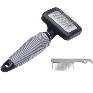 Comparateur de prix : Nobby Slicker brosse "StarLine" Taille S. Idéale pour le soin quotidien du pelage des chiens. Taille S pour chien de petite taille.