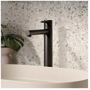 Herzbach SIRO BLACK Mitigeur de lavabo XL-Size à bec haut, 30.120420.3... pas cher