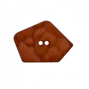 Bouton en forme de pentagone 2 trous 40mm - Prym Brun Moyen marron - B...