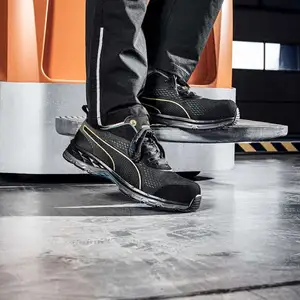 Puma Safety Shoes - Chaussure de Sécurité Femme Fuse Knit Black Low S1... pas cher