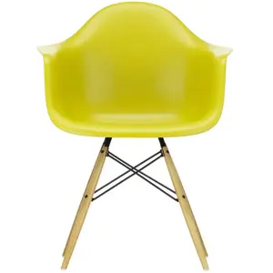 Vitra - Fauteuil Eames Plastic Armchair - Jaune - Érable massif - Desi...Vendu parmade-in-design