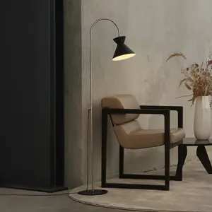 Lampe sur pied OSRAM Decor Waist, acier, noir, E27Vendu parluminaire