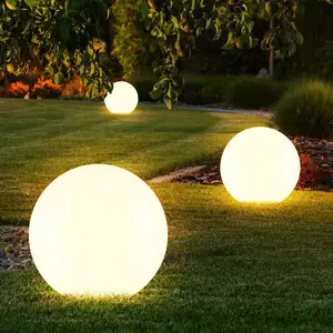 ETC-SHOP Lot de 3 lampes solaires extérieures de jardin à led Globe Lamps Meado... pas cher
