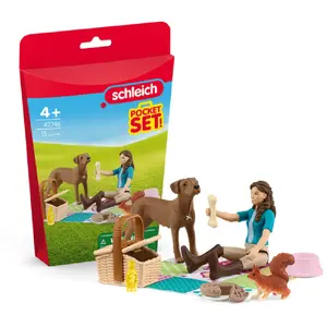 Schleich Mini Monde   Lisa prépare son pique-nique pas cher