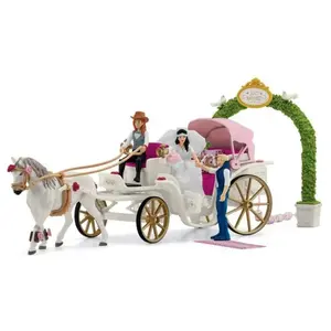 Comparateur de prix : Schleich Personnage articulé La calèche des mariés TU