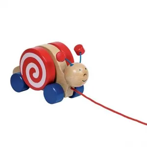 Comparateur de prix : Jouet à tirer GOKI - Escargot en bois laqué - Pour bébé dès 12 mois