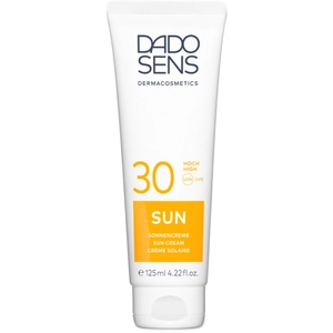 Absorbs quickly and does not stick - Dado Sens SUN Sun Cream SPF 30 pas cher
