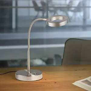 Paul Neuhaus Lampe de table LED Hensko, variateur tactile pas cher