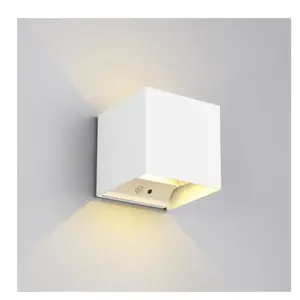 Comparateur de prix : RL LIVE YOUR LIGHT TRIO Leuchten Talent Applique murale LED carrée, R27759131,
