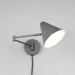 Comparateur de prix : Trio Lighting Applique murale Cosima, anthracite, saillie 54 cm, métal