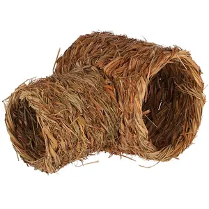 Comparateur de prix : Cylindre végétal en herbe pour rongeurs Kerbl Marron 8x24x30 cm 82762