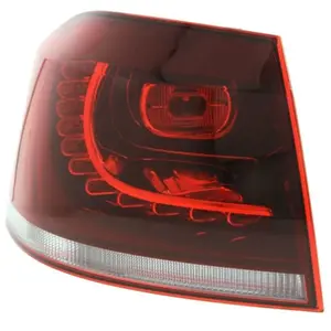 Comparateur de prix : Feu arrière 2SD 010 970-031 Hella 2SD010970031