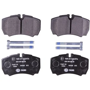 HELLA PAGID Plaquettes de frein X4 pour IVECO: Daily (Ref: 8DB 355 005-381) pas cher