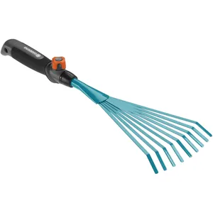 Comparateur de prix : Balai à gazon GARDENA Combisystem® - 12 cm - Acier inoxydable