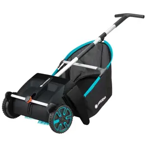 Comparateur de prix : Ramasse-feuilles Gardena L. 1580 mm noir et bleu