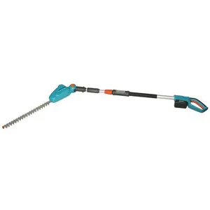 Comparateur de prix : Elagueuse sur perche à batterie GARDENA - TCS 20/18V P4A - 18V - 42 cm