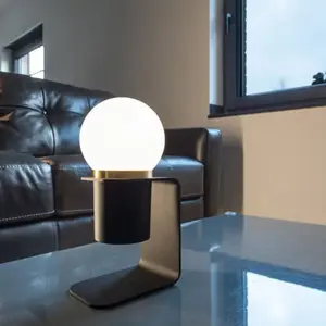 Comparateur de prix : SLV Tonila lampe à poser LED noire/laiton