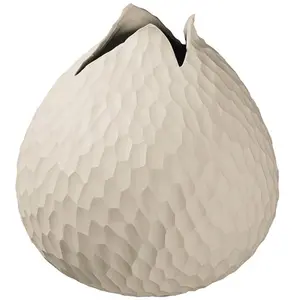 ASA SELECTION GMBH Vase en faïence - CARVE - 10.5 cm - Blanc - Petit modèle - Objets décoratifs