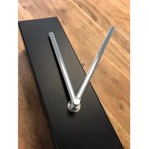Comparateur de prix : Horloge Pendule - Kare Design - Alice - Aluminium - Noir - 65 cm