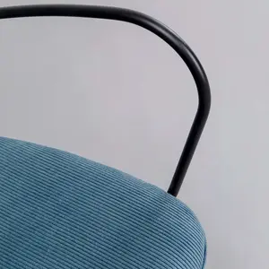 Comparateur de prix : Chaise avec accoudoirs Viola bleue Kare Design TU