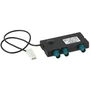 Calearo Adaptateur antenne amplifie Splitter AM FM - DAB DAB+ - Fakra Male universelVendu parconrad