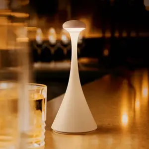 Sigor Lampe de table LED rechargeable Nudrop mini, beige dune, IP54, i... pas cher