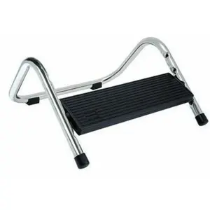 Repose-pieds Soennecken 2264 Tube d'acier réglable en hauteur sur 4 po... pas cher