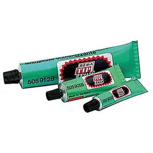 Rema Tip Top Colle Solutie Basé Sur L'essence 10 Gram / 14 ml pas cher