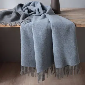 Comparateur de prix : Plaid laine et cachemire Clarence BIEDERLACK 130 x 170 cm Laine