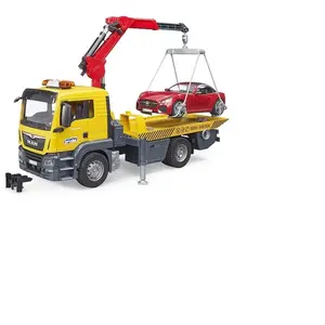 HERMA Bruder Remorqueur MAN TGS avec Roadster et module son et lumière pas cher