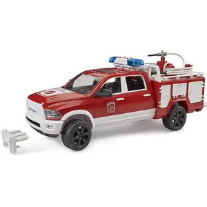 Comparateur de prix : Jeux de voiture - RAM 2500 camion de pompier Bruder TU