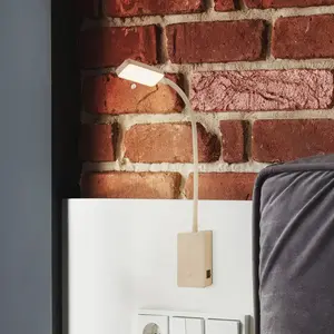 Comparateur de prix : Briloner Lampe de lecture LED Lampe de chevet Lampe murale sans per ag...
