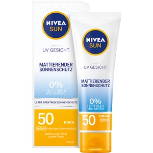 NIVEA Sun Crème solaire matifiante pour le visage SPF 50 (50 ml), crème solaire non grasse pour le visage, lait solaire instantané à texture légère pas cher
