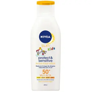 Nivea Lait De Protection Solaire Et De Jeu Pour Les Enfants Fp50+ 200 Ml pas cher