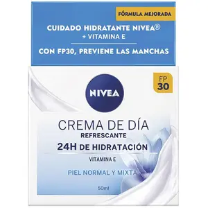 NIVEA Crème De Jour Rafraîchissante hydratation et fraîcheur SPF30 50 ml pas cher
