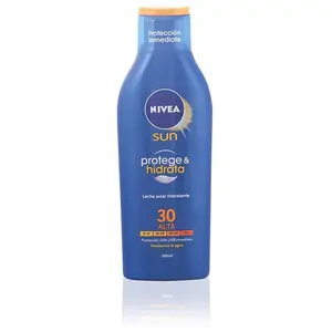 Nivea Sun Moisturizing Protection Milk with SPF 30 200 ml pas cher