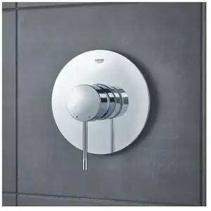 Grohe - Essence - Mitigeur de douche encastré, chrome 24057001 pas cher