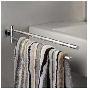 Comparateur de prix : Grohe Porte-serviettes GROHE ESSENTIALS CUBE 439mm 2-bras noirb chromé