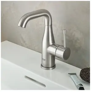 Grohe Essence Mitigeur de lavabo M-Size, 23462DC1, M-Size pas cher