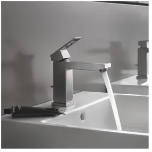 Grohe Eurocube Mitigeur de lavabo, taille M, 23445DC0, M-Size pas cher