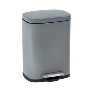 Wenko Poubelle à pédale Leno Easy-Close gris, 5 l WENKO pas cher