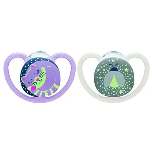 Nuk Space Night Sucette Physiologique Rose Vert +18m Lot de 2