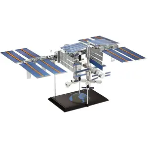 Revell 25e anniversaire de l’édition platine de l’ISS