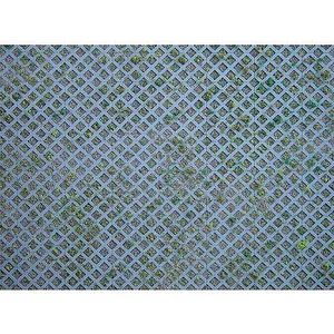 Comparateur de prix : Faller Planche de décoration mur en pierre recouvert dun grillage.