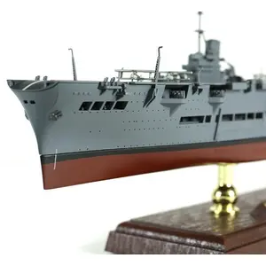 HMS Ark Royal Carrier 1/700Vendu paravenue-des-jeux