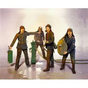 Comparateur de prix : Wwii German Firemen (4 Figures) - 1:35e - Icm