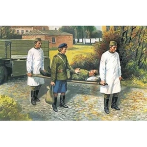 ICM Soviet Medical Personnel (1943-45) - 1/35