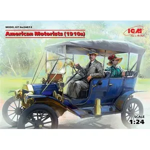 American Motorists (1910s)(1male,1female Figures)- 1:24e - Icm pas cher