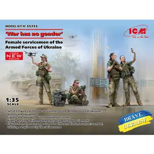 ICM Figurines Militaires : Femme Armée Ukrénienne pas cher