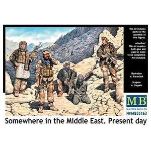 Somewhere In The Middle East.present Day - 1:35e - Master Box Ltd. pas cher
